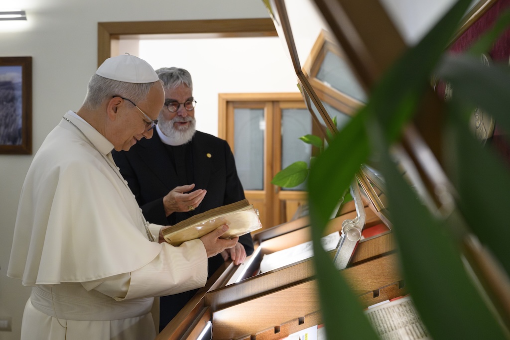 El Papa León XIV visitó el Observatorio Vaticano de Castel Gandolfo