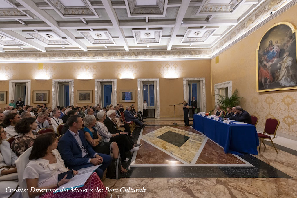 En el Palacio Apostólico de Castel Gandolfo, inaugurada la exposición  “Las Letanías de la Virgen de Mario Deluigi. Diálogo entre lo sagrado y la abstracción”