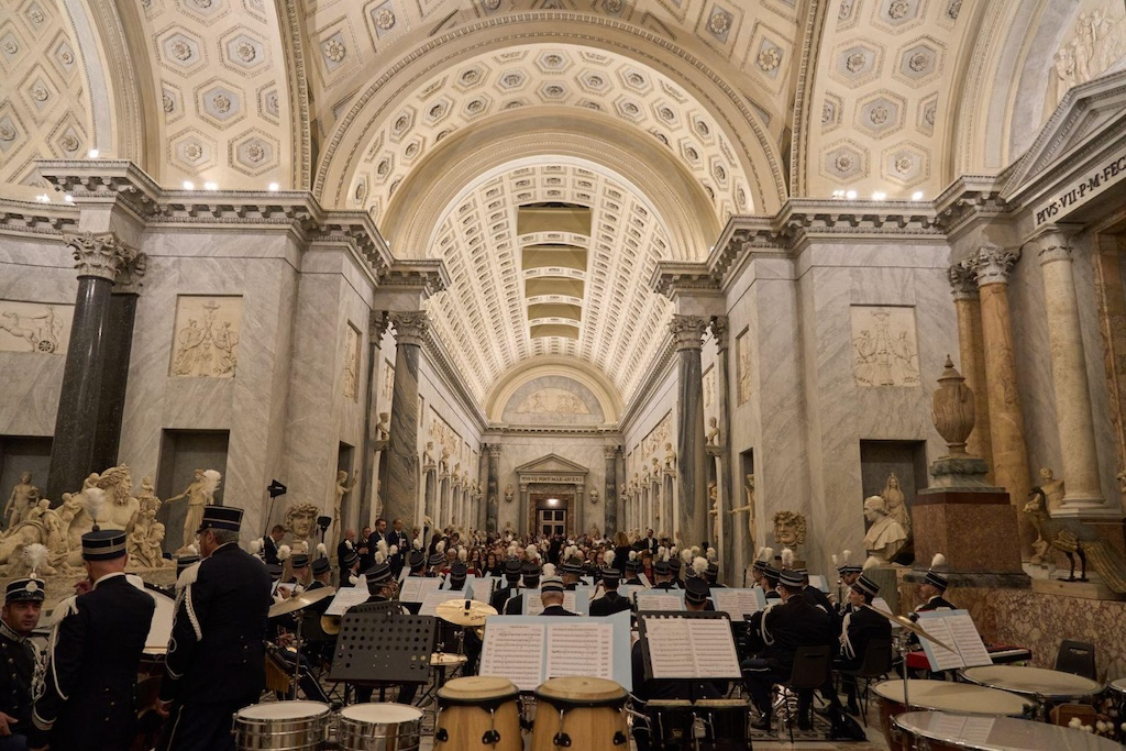 La Fanfare du Corps de la Gendarmerie et la Fanfare de la Police de « Roma Capitale » réunies en concert aux Musées du Vatican