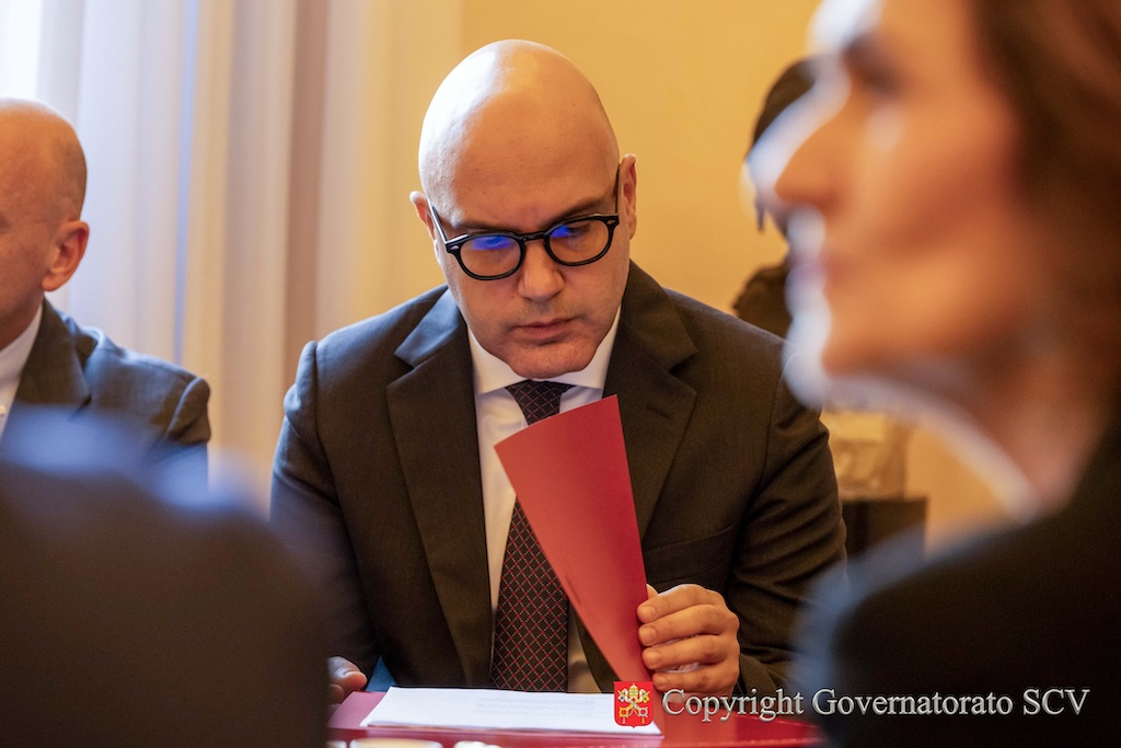 Entretien avec Gianni Lasaracina, coordinateur des Services douaniers du Gouvernorat